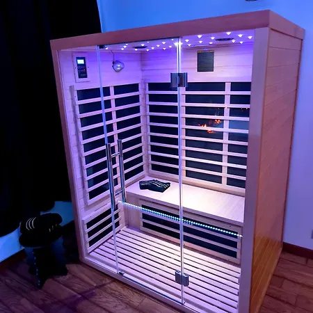 Loveroom Lovalova * Reims