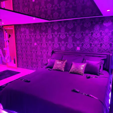 Loveroom Lovalova דירה *