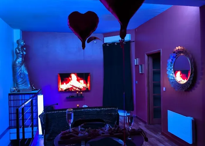 Loveroom Lovalova Apartment Reims