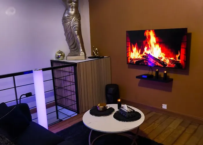 Loveroom Lovalova Apartment Reims