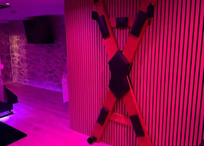 Loveroom Lovalova * Reims